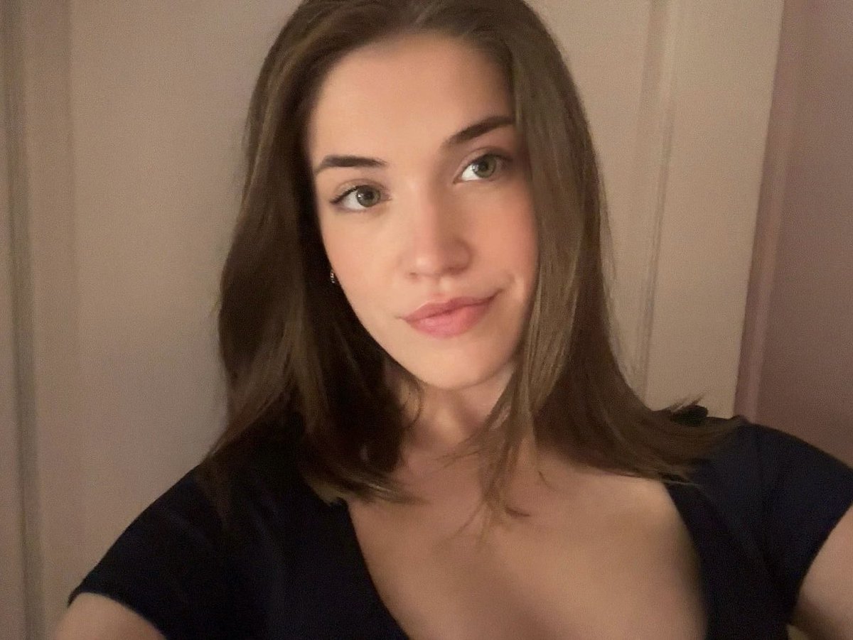 vessel_q's tweet image. IM JOININGGG
#pilotstwtselfieday #pilottwtselfieday
