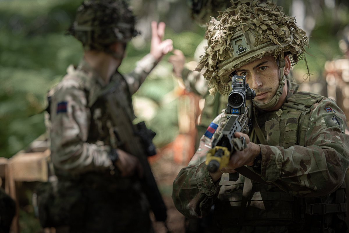 The Battalion Deploys to Longmoor Training Area.

This week, the Battalion has deployed to Longmoor Training Area as part of our final preparations ahead of our upcoming Kenya Exercise.

The days are long, and the training is relentless—exactly how it should be. From battlefield
