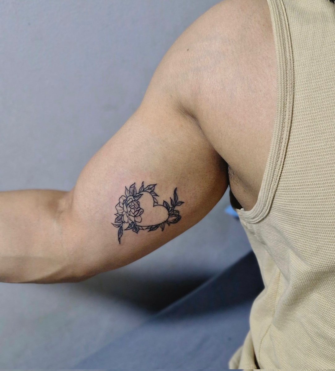 被義大利大屌幹一場後
聽了他刺青故事一下午
聽完後他又進來我身體了🥵