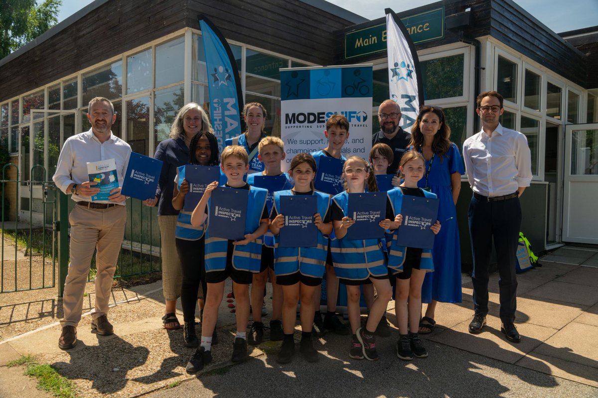 ZagDaily's tweet image. UK launches a government-backed initiative to empower primary school children to become ‘Active Travel Inspectors’.
Read more: zagdaily.com/trends/uk-init…