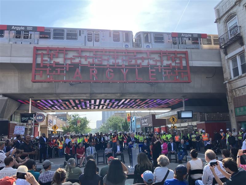 SenatorDurbin's tweet image. I was thrilled to join today’s ribbon cutting for @cta’s Red and Purple Modernization Phase One Project for which I’ve helped secure $1 billion in federal funds.
These long overdue renovations will ensure safer, smoother, and more accessible rides for Chicagoans and visitors.