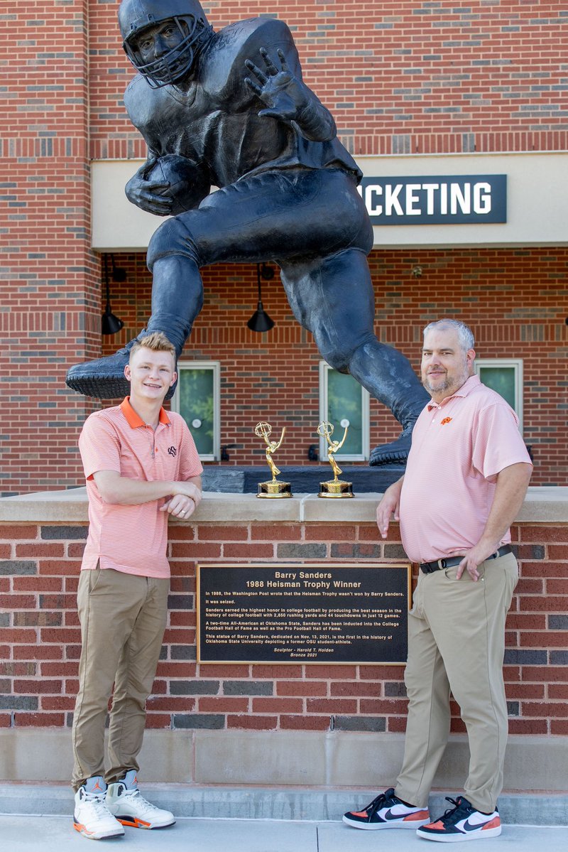 OSUAthletics's tweet image. Congratulations to @osu_max’s @JasonCarroll21 and @JoshuaRCleary on their Heartland Emmy win for “Out of Nowhere”, the Barry Sanders documentary. Stream it today at OSUMax.com!