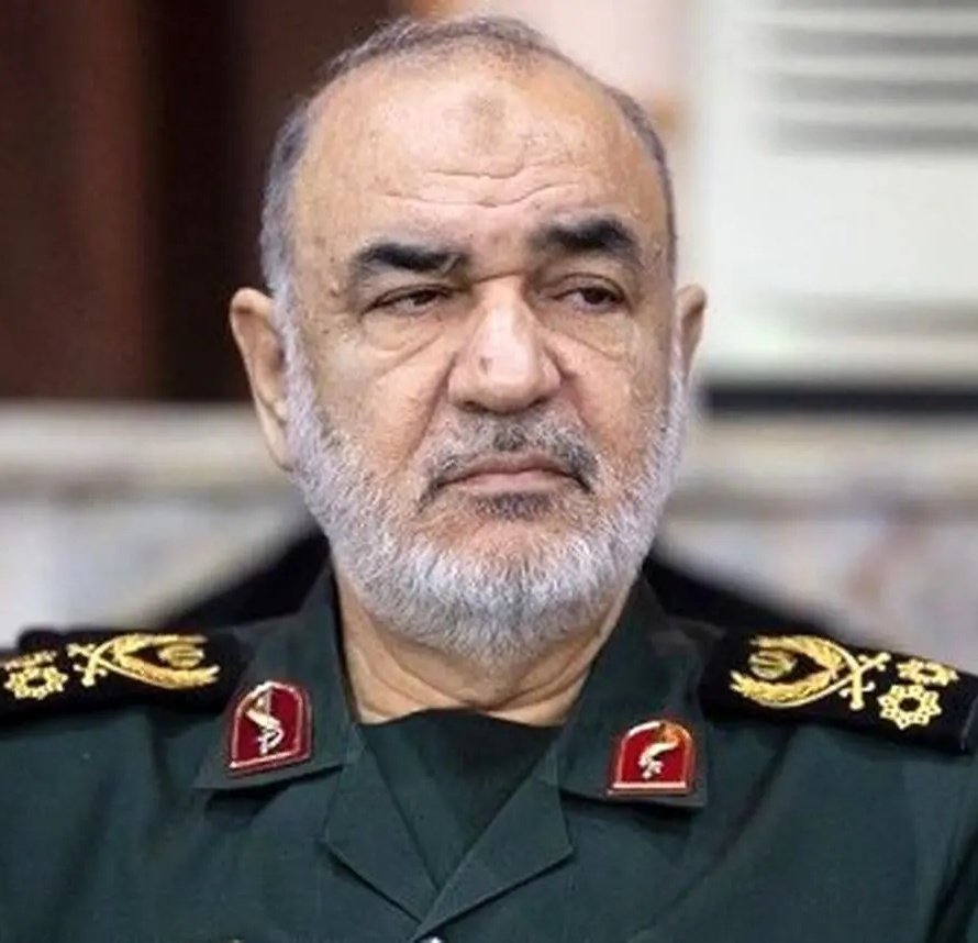 House_MD11's tweet image. باور کردنی نیست!
ولی سردار سلامی در مورد گرسنگی کودکان غزه حتی یک کلمه حرفی نمیزنه.
چطور همچین چیزی ممکنه؟