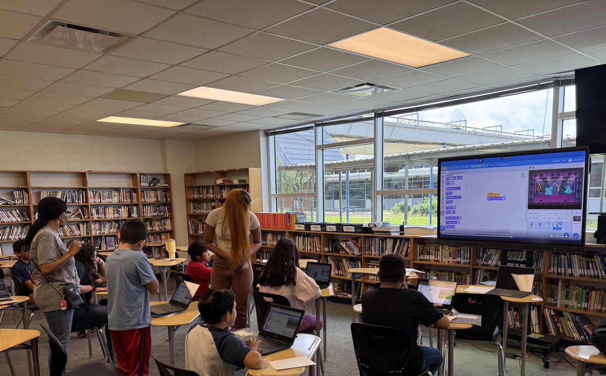 Jane Long Academy (@janelongfutures) on Twitter photo First day of <a href="/JaneLongFutures/">Jane Long Academy</a> Bridge Camp began with a coding session!!!! #rxforexcellence First day of <a href="/JaneLongFutures/">Jane Long Academy</a> Bridge Camp began with a coding session!!!! #rxforexcellence