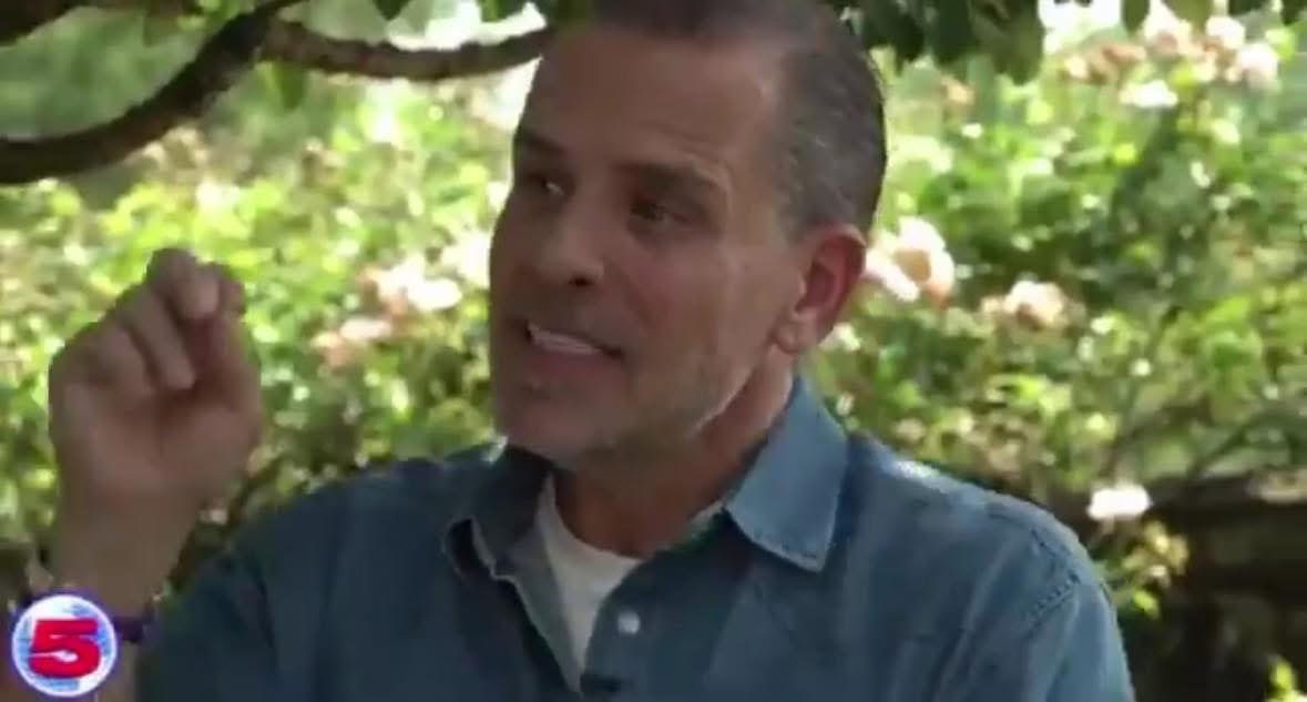BarronTNews_'s tweet image. INSANE‼️Hunter Biden says “White men in America are 45 more times more likely to commit a f****** violent crime than an immigrant. If I became president, I would call the f****** president of El Salvador and say, send the illegals back or I’m going to f****** invade.”
Thoughts?