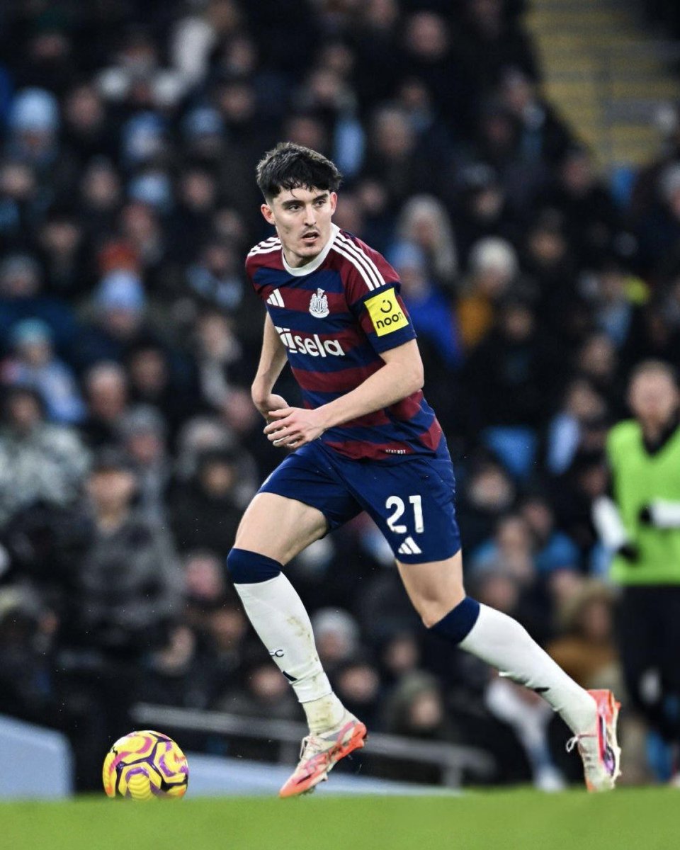 cityreport_'s tweet image. #ManCity are NOT planning a bid for Tino Livramento after briefly looking at the Newcastle player in their search for a right-back and are now set to look elsewhere, @TyMarshall_MEN has reported. 🚫