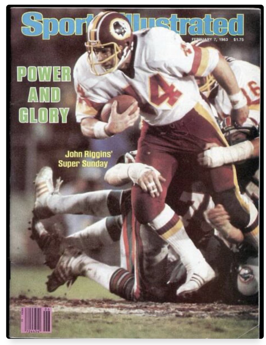 Shellsyeah81's tweet image. Of course our bathroom off the bar & newly decorated display area needs memorabilia too!
Riggins will be above the throne, next wall Williams and across from the throne… “Let ‘Er Rip”!!! 😂😂😂
#RaiseHail #HTTR