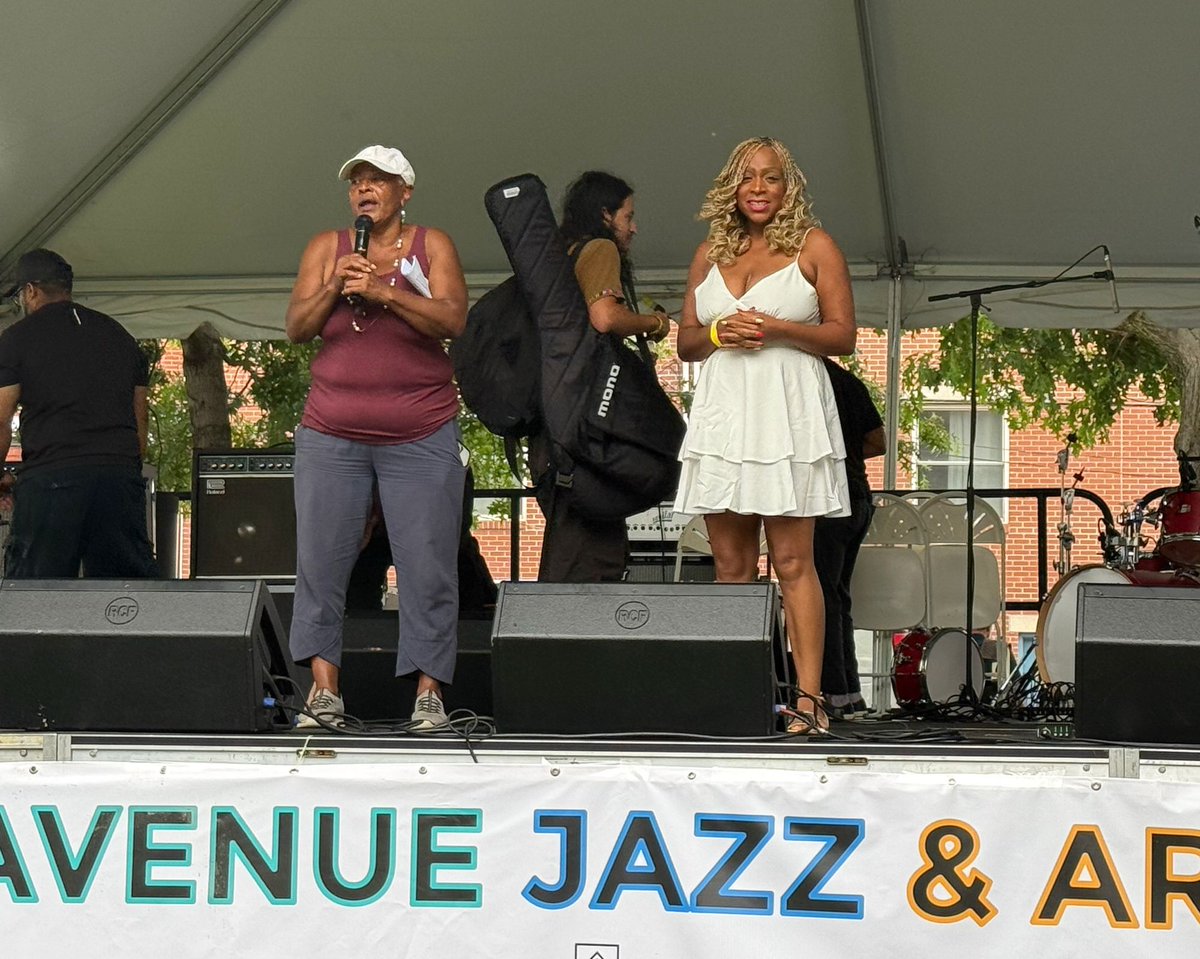 CouncilmemberJG's tweet image. I had a great time at the Lancaster Avenue Jazz and Arts Fest!
This legendary event builds community, gives local arts a platform, and drives business along the Lancaster Avenue Commercial Corridor!
Many thanks to Mr. Leo Garson who curates the musical acts and to HopePHL for…
