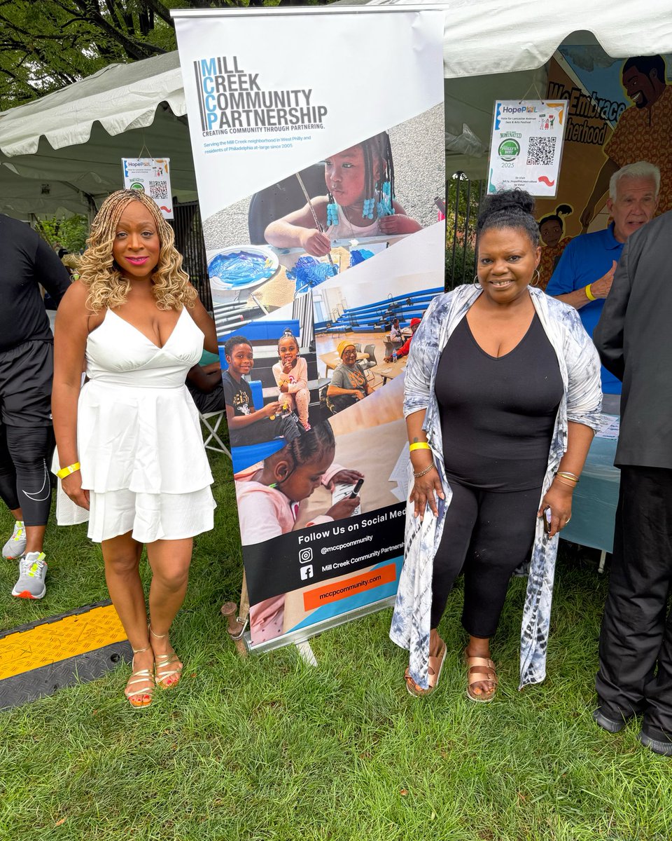 CouncilmemberJG's tweet image. I had a great time at the Lancaster Avenue Jazz and Arts Fest!
This legendary event builds community, gives local arts a platform, and drives business along the Lancaster Avenue Commercial Corridor!
Many thanks to Mr. Leo Garson who curates the musical acts and to HopePHL for…