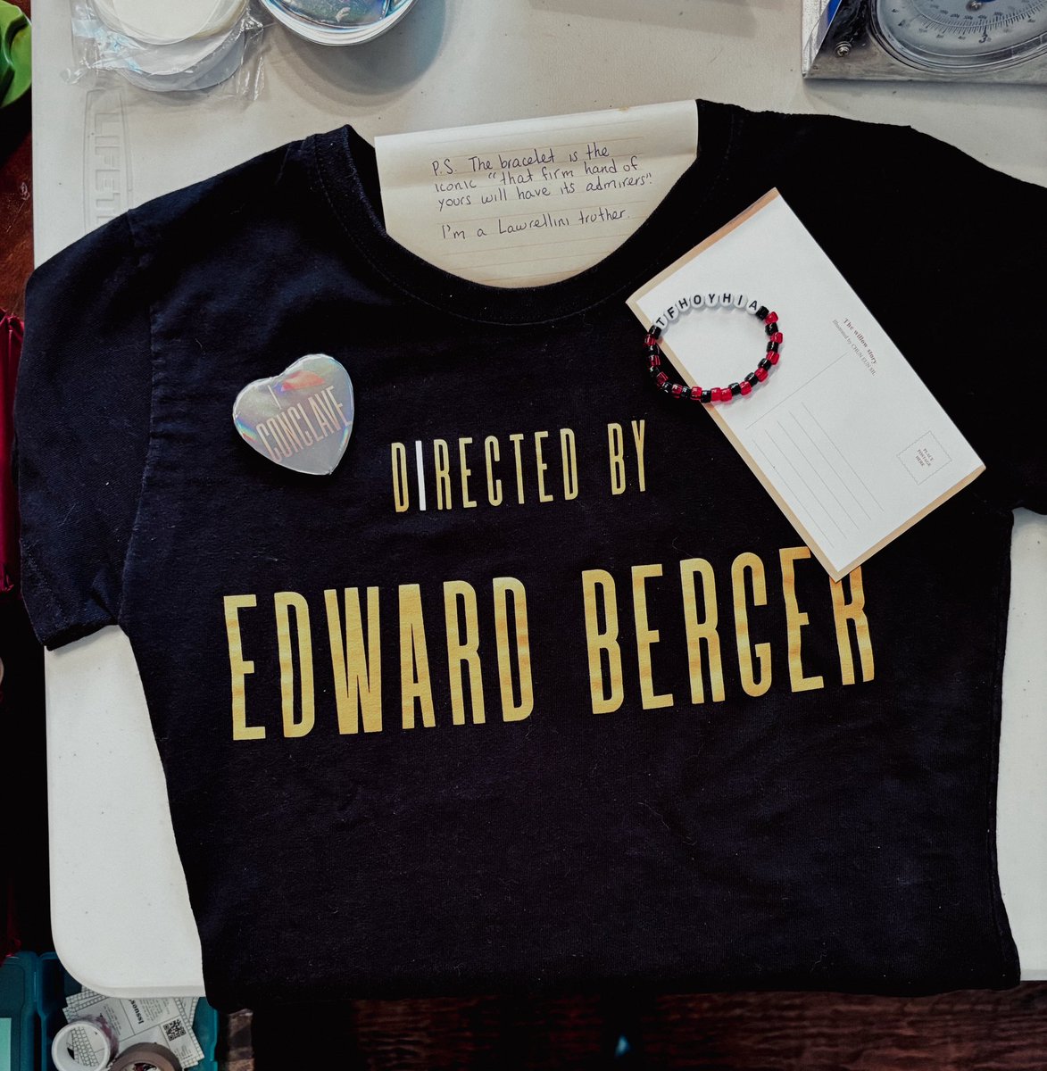 bontmercy's tweet image. EDWARD BERGER WILL YOU SIGN MY SHIRT (got the most amazing bday present in the mail today wahhh 🥰)