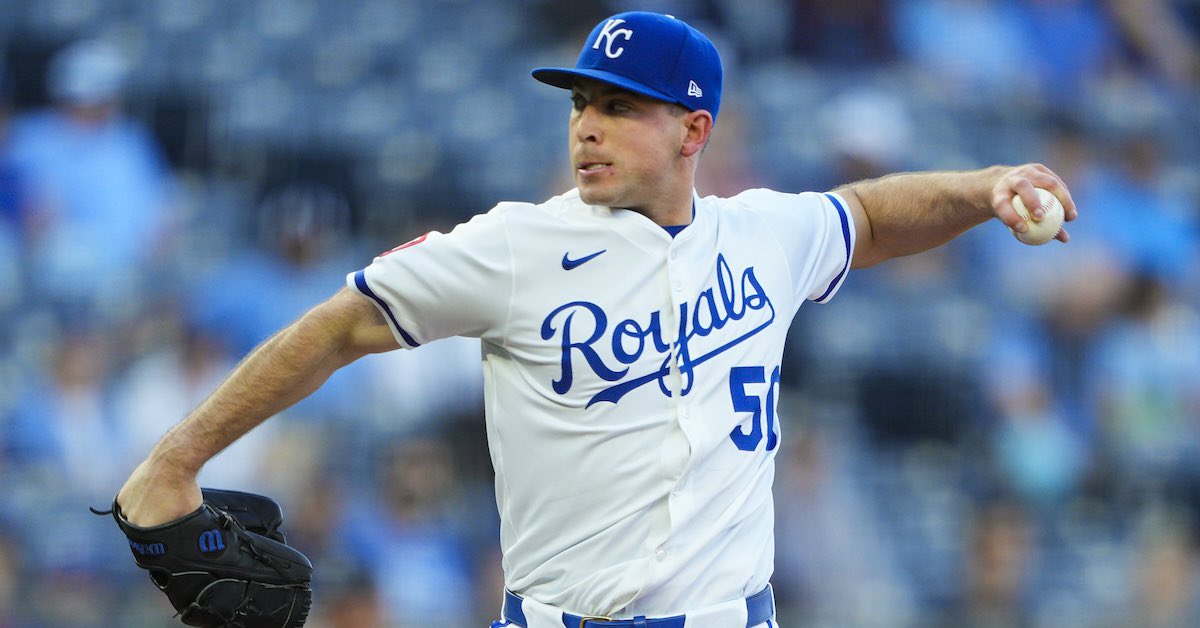 SleeperRoyals's tweet image. According to @JeffPassan, the Royals have two players ranked among the top 50 trade deadline candidates:
🔹 #5: Seth Lugo with a 80% chance of being traded
Best fits: Cubs, Astros, Blue Jays, Padres, Dodgers
🔹 #8: Kris Bubic with a 15% chance of being traded
Best fits: Cubs,…