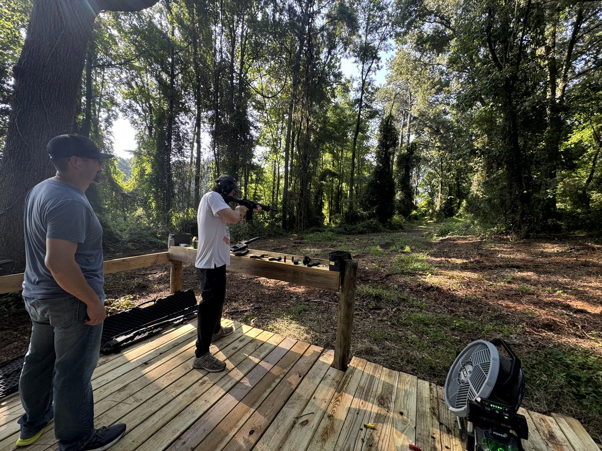 TheShawnHendrix's tweet image. Shooting range on hendrix homestead is coming together! Can shoot up to 200 yard once I get the skid steer back in there.