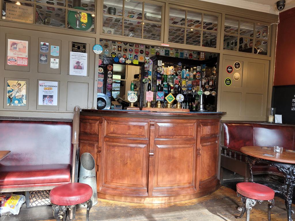 Graham Young (@younggt16) on Twitter photo In the excellent <a href="/phoenixinnyork/">The Phoenix Inn</a> another great pub and great selection on the bar...... In the excellent <a href="/phoenixinnyork/">The Phoenix Inn</a> another great pub and great selection on the bar......
