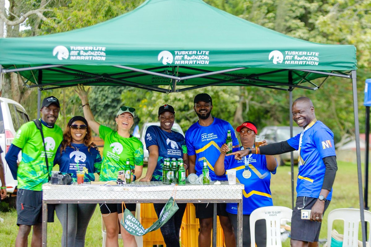 Amos Wekesa (@wekesa_amos) on Twitter photo Rwenzori Marathon Team
The winning <a href="/RwenzoriMarathn/">Tusker Lite Rwenzori Marathon</a> team that makes things happen.
Am just a team leader, the guy knocks doors! Rwenzori Marathon Team
The winning <a href="/RwenzoriMarathn/">Tusker Lite Rwenzori Marathon</a> team that makes things happen.
Am just a team leader, the guy knocks doors!