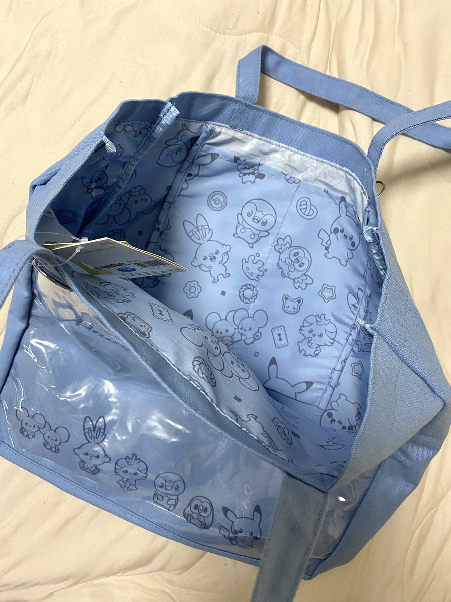 masametal's tweet image. スリコで買ったポケモントートバッグ最高✨中の可愛さにテンション上がります!サイズが大きいのもありがたい☺️
#3COINS #ポケピース