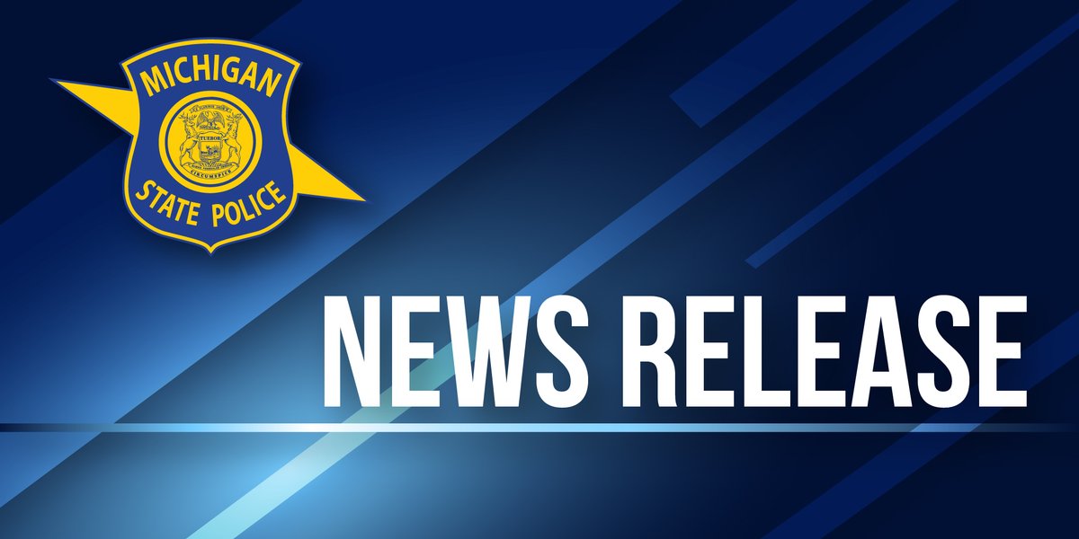 mspwestmi's tweet image. On Saturday, July 19th, Tpr. Deater from the MSP Hart Post was dispatched to an address on E. 88th St, Brooks Twp., Newaygo County for a report of a 4-year-old male not breathing after being face down in the water.
When she arrived, the child was not breathing and had no pulse.…