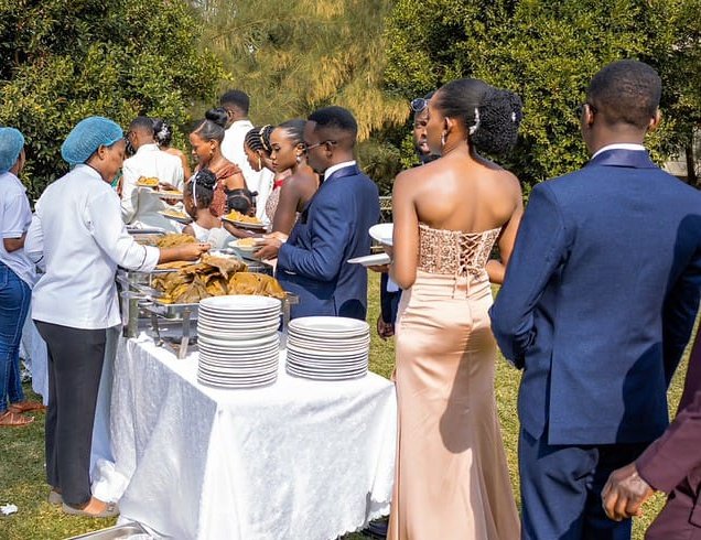 Chefrungi's tweet image. Nothing brings people together like good food. Thank you for trusting us to be part of your special day. 💒✨ #WeddingCatering @ItungoCatering
#catering