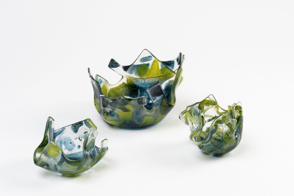 CGS - The Contemporary Glass Society (@cgsuk) on Twitter photo Isabella Campbellās Movement of Water collection captures the rhythm, light & color of the River Wye in hand-painted, kiln-formed glass bowls. 
See her work in āA Sense of Place,ā the CGS online exhibition featuring 77 glass artists. 
š cgs.org.uk/onlineexhibitiā¦
#GlassArt #CGS Isabella Campbellās Movement of Water collection captures the rhythm, light & color of the River Wye in hand-painted, kiln-formed glass bowls. 
See her work in āA Sense of Place,ā the CGS online exhibition featuring 77 glass artists. 
š cgs.org.uk/onlineexhibitiā¦
#GlassArt #CGS