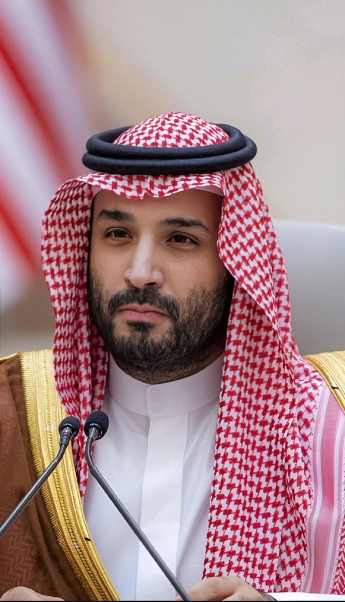 #المستحيل_ليس_سعودي الامير #محمد_بن_سلمان 
صانع المجد وباني التاريخ ولي عهدنا البطل الشجاع الهمام وهو ليس مجرد قائد بل قصة طموح تُكتب في صفحات التاريخ ، واستطاع  التغلب على كل الصعاب والازمات التي واجهة المنطقه وانتصر عليها قائدنا الملهم المحنك المقدام #الامير_محمد_بن_سلمان