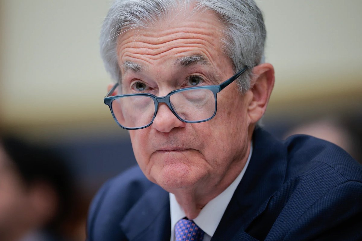 SaveUSAKitty's tweet image. BOOM! ๐ฅ
Rep. Luna @realannapaulina has referred Federal Reserve Chair Jerome โTOO LATEโ Powell to the DOJ for criminal perjury charges over his $2.5 billion Federal Reserve building renovation. She claims Powell misrepresented a $600 million cost overrun and denied luxuryโฆ
