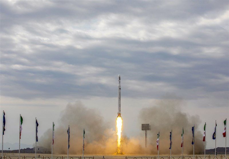 iwasnevrhere_'s tweet image. Iran’s recent suborbital launch of the Qased satellite vehicle represents a controlled advancement in dual-use aerospace capability. Built on a Ghadr MRBM first stage with solid-fueled upper stages, Qased enables validation of multi-stage separation, inertial guidance tuning, and…