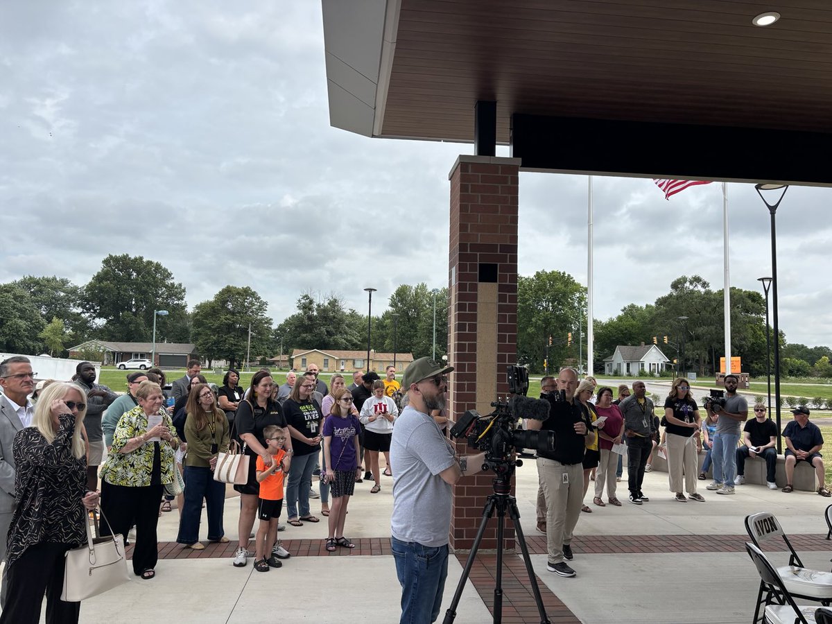 AvonSupt's tweet image. @AHS_Orioles ribbon cutting this morning! 5 years of work leading to a beautiful school that will serve students for generations to come!