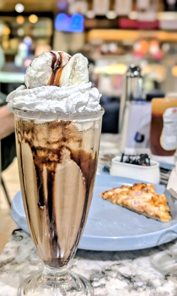 tusharmangl's tweet image. Obsession is noisy. Devotion to self is quiet. Which are you choosing? 
tusharmangl.com/2007/10/compat…
Tag someone chasing love they already carry within.

#InnerUnion #EmotionalHealing #MirrorRelationships #SelfDevotion #CodependencyRecovery
#InfatuationVsLove #HealingJourney