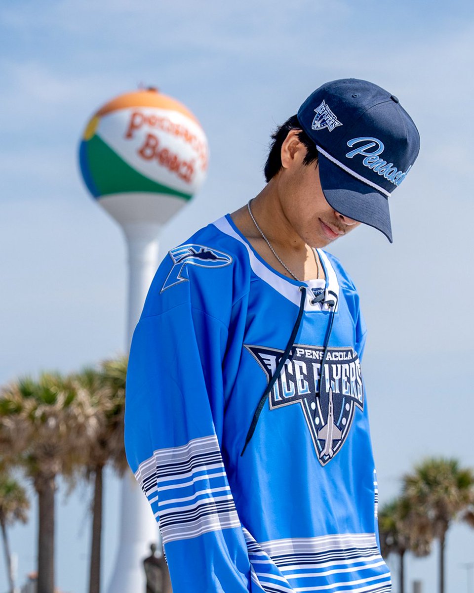 PcolaIceFlyers's tweet image. Why wait ‘til December? Christmas in July is here! 🎅🎄
🏷 Use code XMASJULY this week only for 25% off sitewide (excluding Bench Clearers collection)