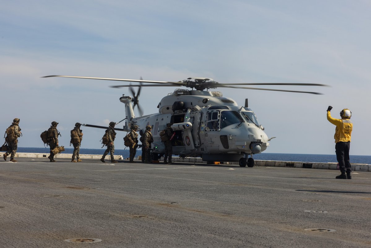 USMC's tweet image. Atlantic Alliance
#Marines with @2dMarDiv board a @kon_marine NH90 helicopter from the Rotterdam-class landing platform dock HNLMS Johan de Witt (L 801) during exercise Atlantic Alliance 2025 (AA25).
AA25 is the premier East Coast naval integration exercise, featuring over 25…