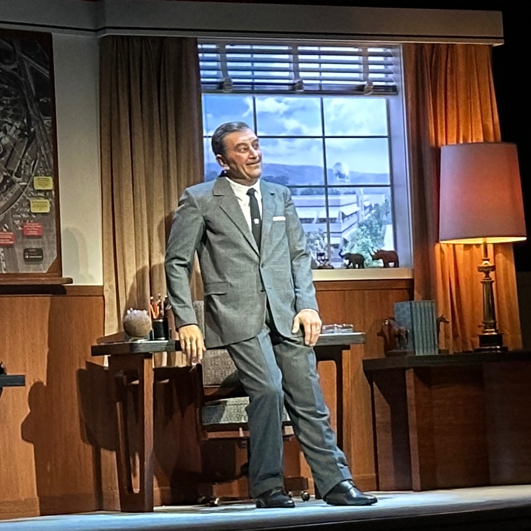 boss_angeles's tweet image. "One more thing". In my review, I took exception to the speech he makes in that it could have been more about Walt's ceaseless innovation, "it's fun to do the impossible" etc.
Seeing the closing mural, it dawned on me that no public company would want the audience to leave…