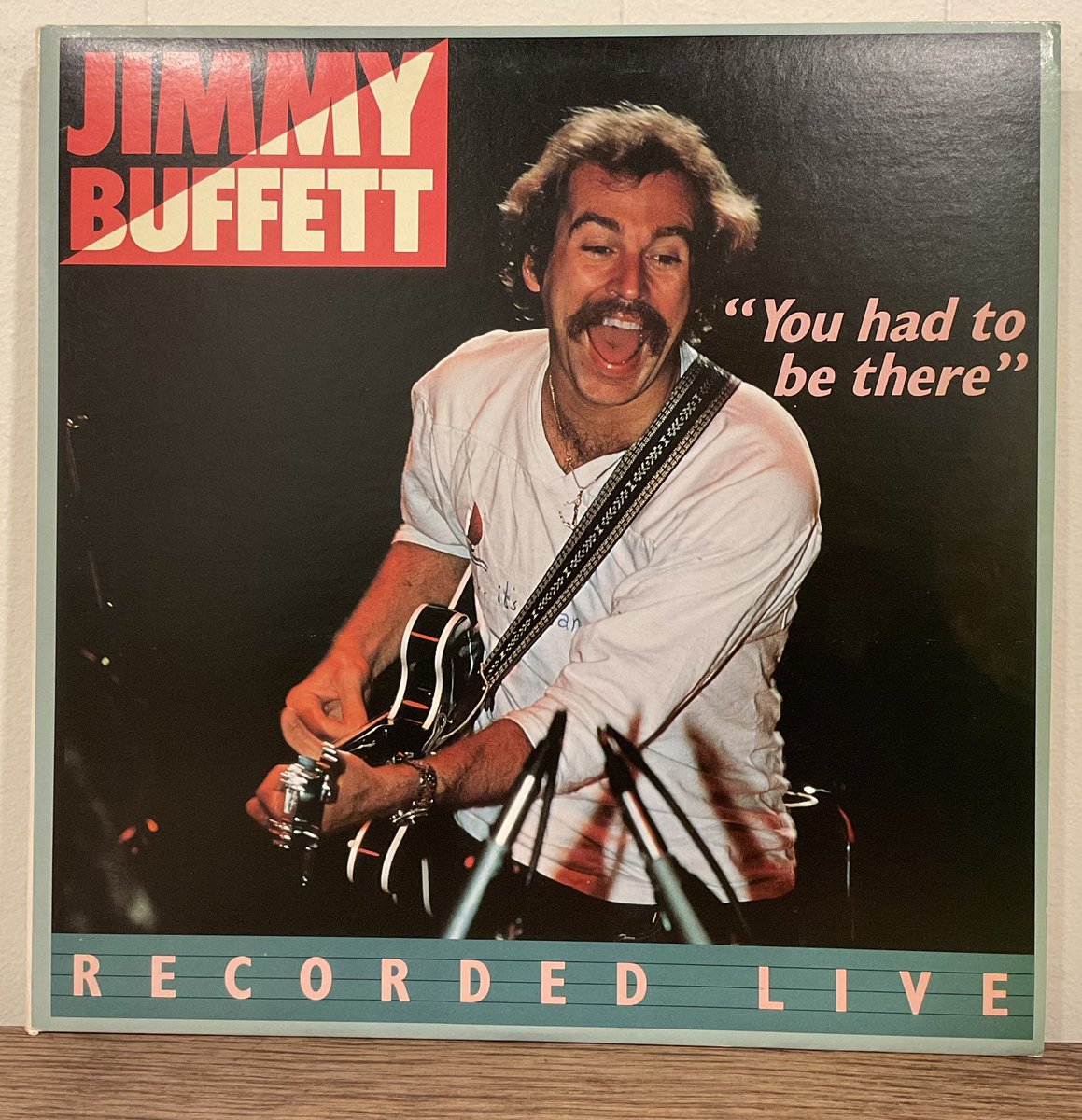 musicmaned's tweet image. Summer music! The best! 🎶😎
You Had to Be There
Jimmy Buffett
Live 2 LP set, released in 1978
19 tracks - My favorites:
Havana Daydreaming
Come Monday
He Went To Paris
A Pirate Looks At Forty
Son of a Son of a Sailor
Miss You So Badly
Why Don’t We Get Drunk (And Screw)