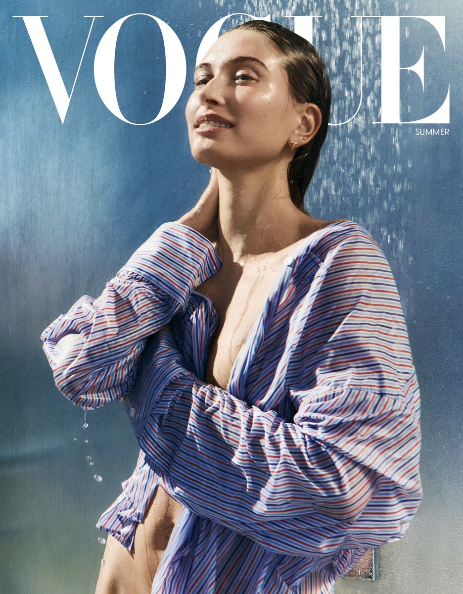 haileybfits's tweet image. Hailey has covers for Vogue Paris, Vogue US, and Vogue Italia. All she needs is British Vogue to achieve the big 4. ✨✨