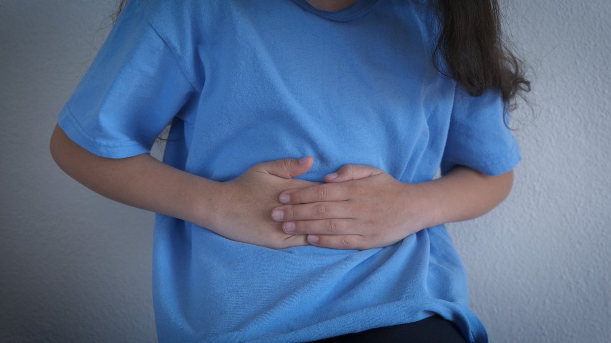 USDA_ARS's tweet image. Many children experience recurring stomach pain, and for some, it continues into adulthood. USDA scientists are working to provide earlier support and solutions by studying the connection between diet, gut health, and chronic abdominal pain in kids, including related symptoms…