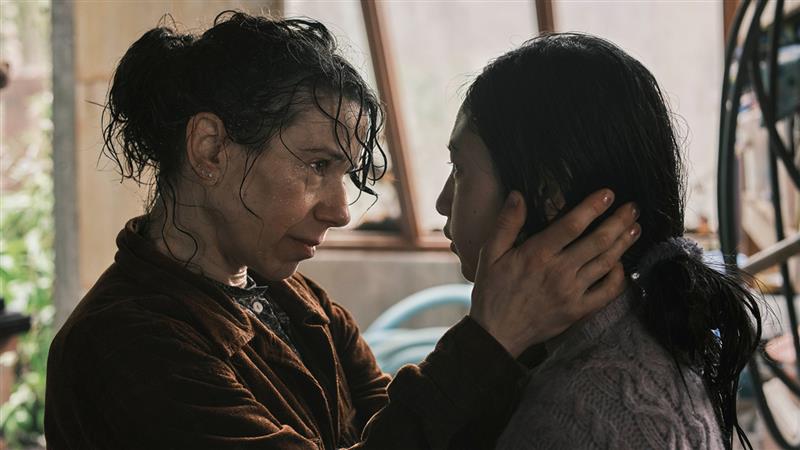 empiremagazine's tweet image. “An accomplished and disturbing work, with Sally Hawkins on startling form.”
Talk to Me directors Danny and Michael Philippou return to horror with their sophomore effort, Bring Her Back – in UK cinemas this Friday.
Read the Empire review: empireonline.com/movies/reviews…