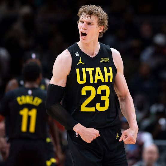SleeperJazz's tweet image. Just 92 days until we get to see our Jazz play a regular season game 😭👀
How many wins do you think we will have? 🫣