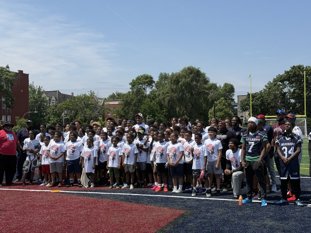 CassieCarlsonTV's tweet image. Jaquan Brisker (@JaquanBrisker) filling up his schedule ahead of #Bears training camp. Hosting a youth camp in Chicago. @fox32news