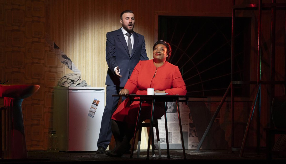 OperaVision_eu's tweet image. Portraits of power and collapse... Raw imagery and shadowed spaces frame a world of greed, deceit and broken people.
Dutch National Opera's new staging of Mussorgsky’s Boris Godunov streams Friday 25 July at 19:00.
Discover more: operavision.eu/performance/bo…
🎵 @ConcertgbOrkest
