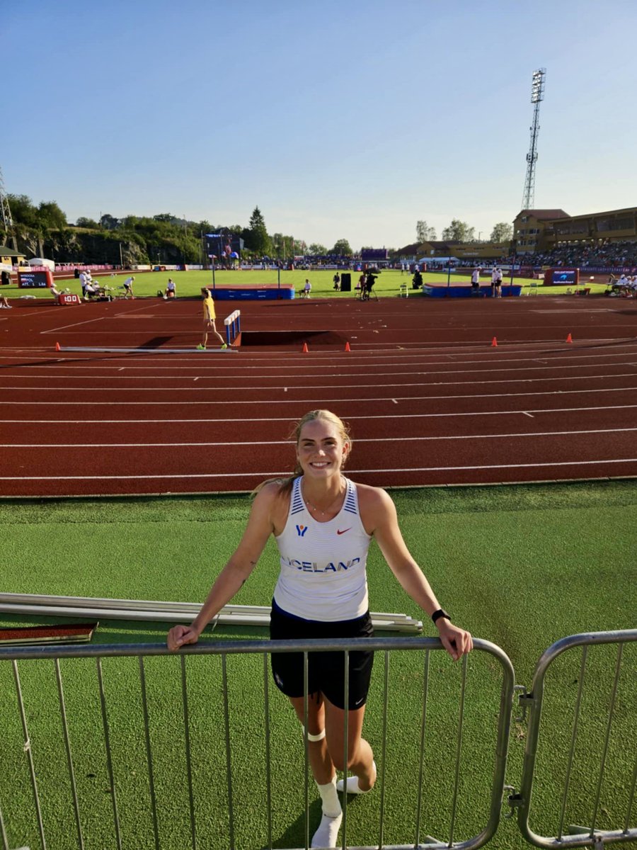 Pitt_TF_XC's tweet image. Eva at the European U23 Championships 🇮🇸
Competing for @IcelandAthletic
in Bergen, Norway, Eva concluded her stellar season with a jump of 1.77-meters 👏