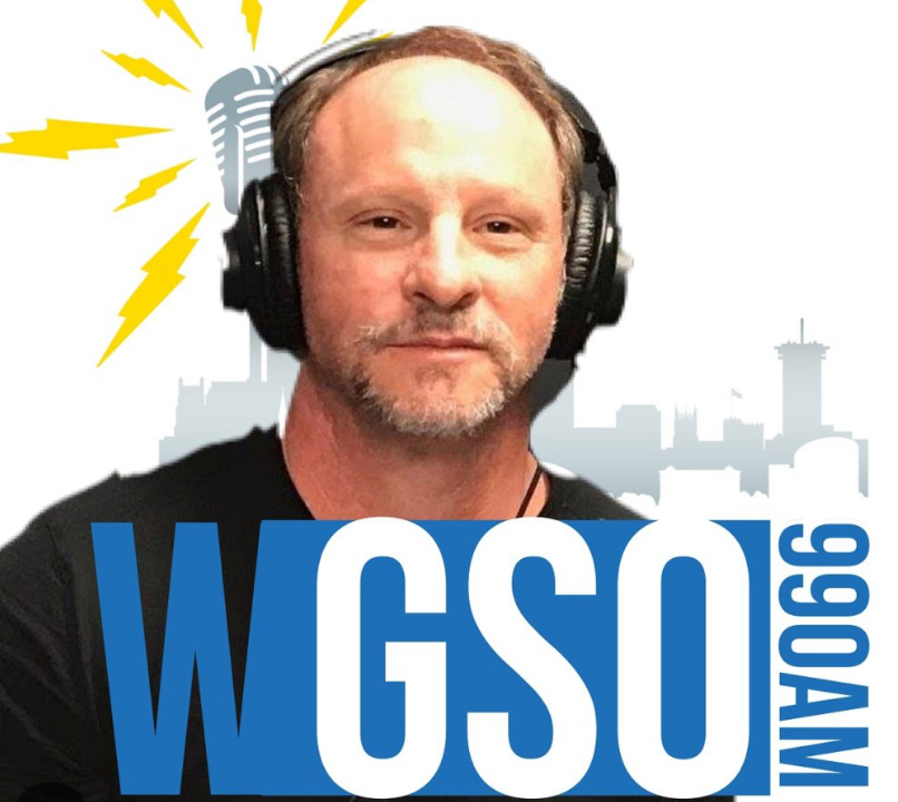 sportsxradio's tweet image. It's #HugeShowMonday @sportsxradio w/ @kenthomson87 "Live" @PSR_law studios #LasVegas 4-6 PM PT #AM1400 / 107.1 FM #KSHP & SportsXradio.com from #Anywhere - KT has @ChristianWinn in Studio & on the #Hotline @Mitch_Gibby @LSUfootball plus @Ourlads_Sy @NFL #NFCsouth Join Us!