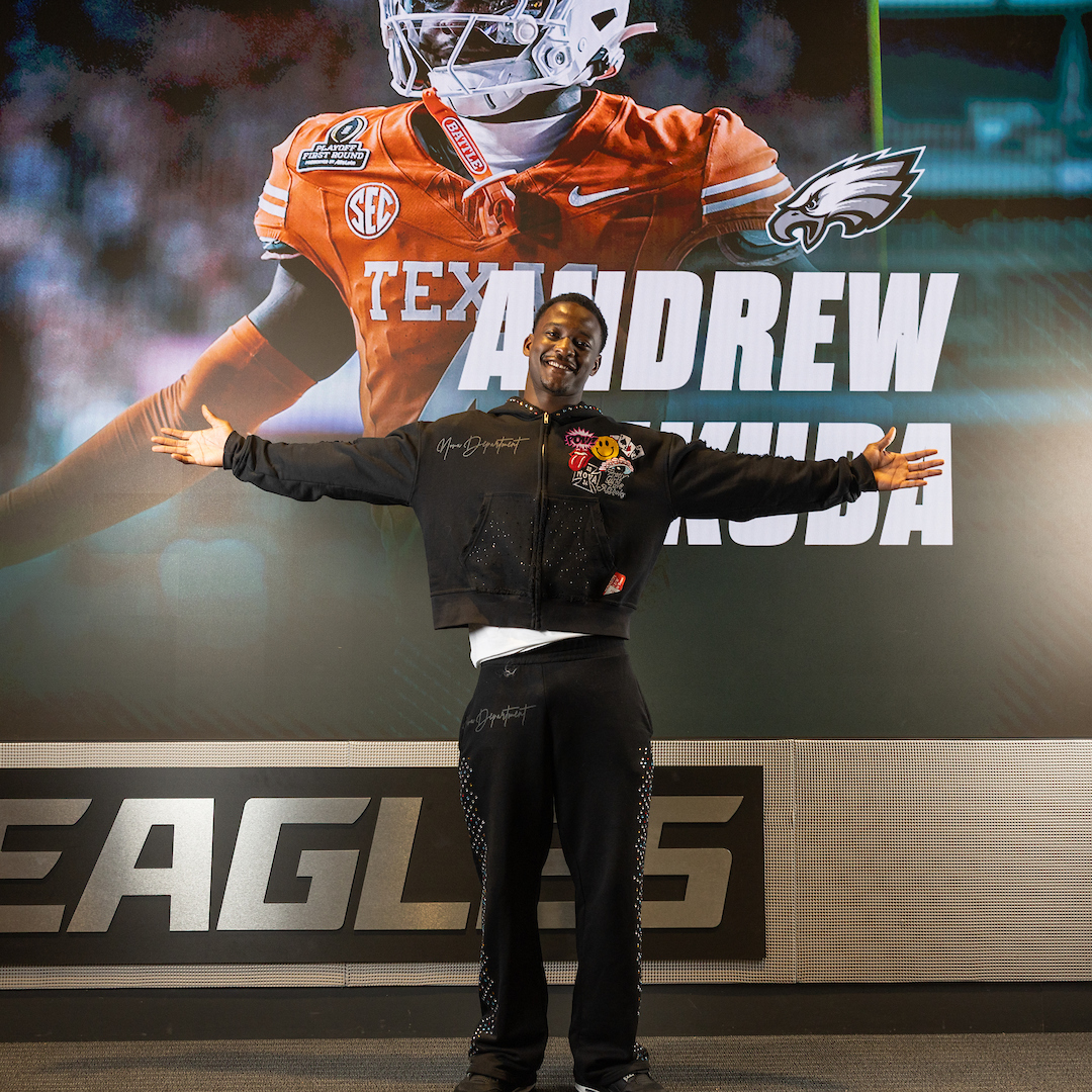 Eagles's tweet image. We've signed S Andrew Mukuba.
The Eagles entire 2025 Draft Class is now signed.