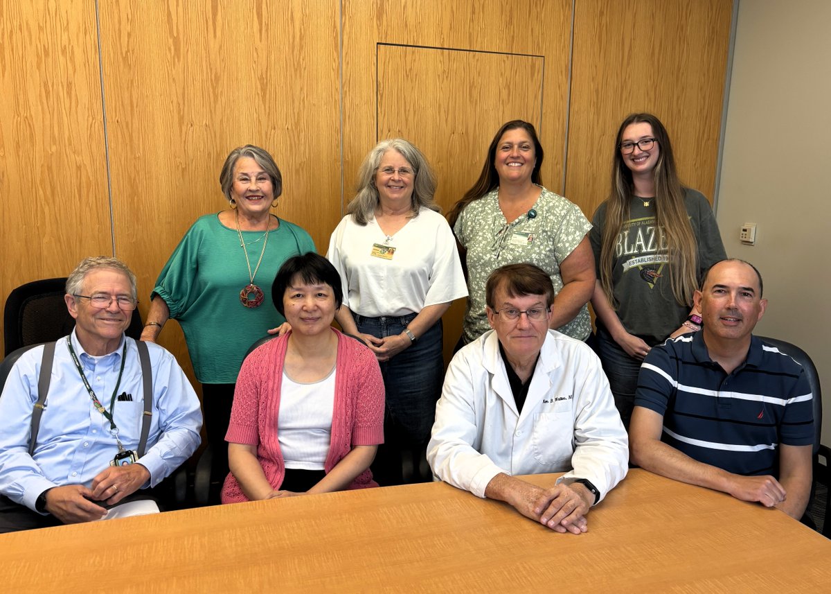 UABPathology's tweet image. In the face of a bacterium that resists common antibiotics, members of UAB established testing to identify it in humans. Mycoplasma, that is. Perhaps more unique than the testing the lab offers is its long-serving team. Read more about the Mycoplasma Lab: bit.ly/4o17CBt