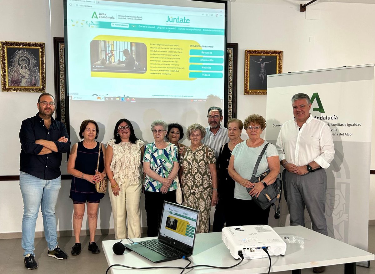 Junta Sevilla (@juntasevilla) on Twitter photo La <a href="/AndaluciaJunta/">Junta de Andalucía</a> presenta en #Mairena del Alcor la web ‘Júntate’, una nueva herramienta para combatir la soledad no deseada en personas mayores
➡️ vía <a href="/EPSevilla/">Europa Press Sevilla</a>
europapress.es/esandalucia/se… La <a href="/AndaluciaJunta/">Junta de Andalucía</a> presenta en #Mairena del Alcor la web ‘Júntate’, una nueva herramienta para combatir la soledad no deseada en personas mayores
➡️ vía <a href="/EPSevilla/">Europa Press Sevilla</a>
europapress.es/esandalucia/se…