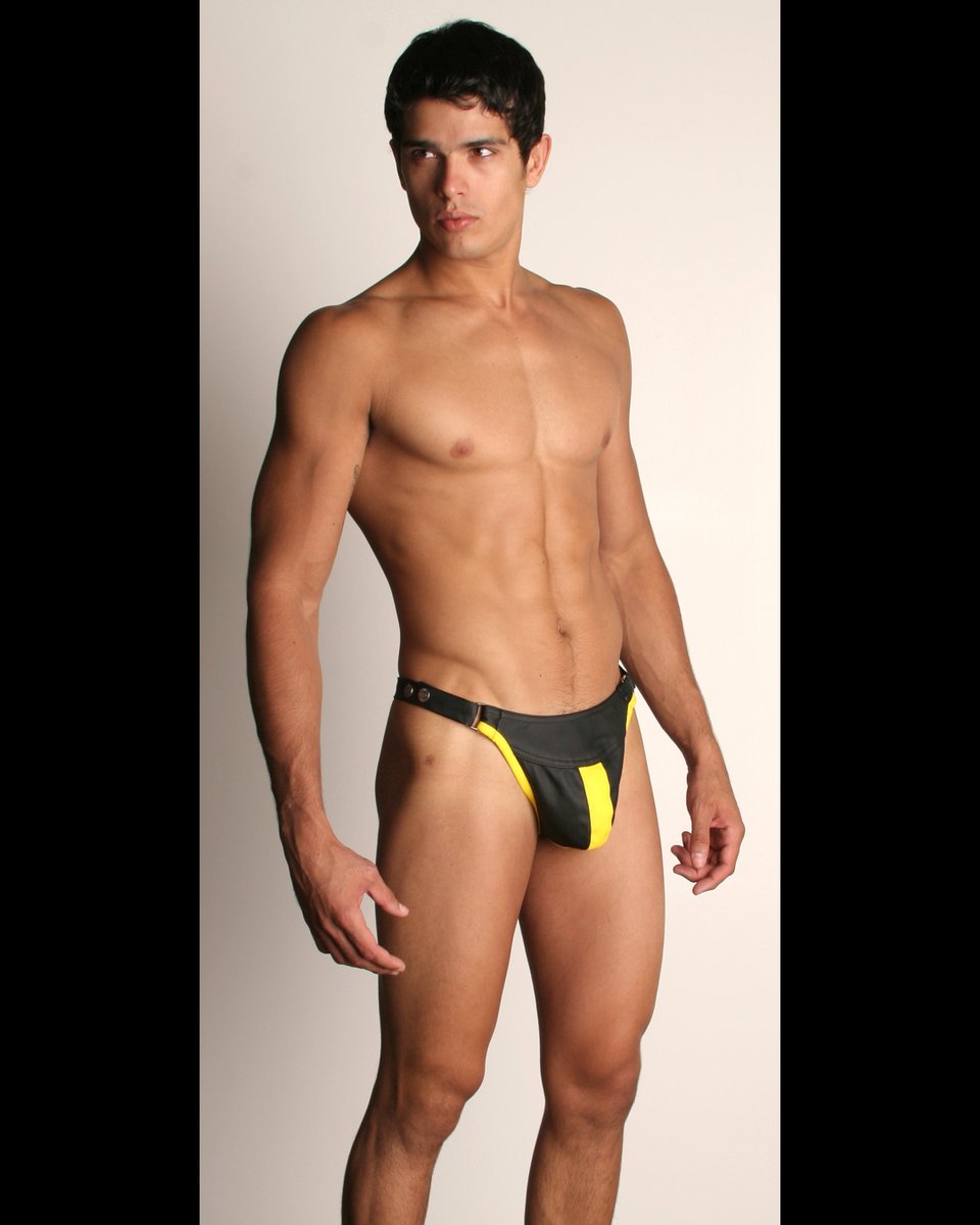 intljock's tweet photo. Happy Monday! Back in 2008, Edilson Nascimento set the bar. No one wore jocks and thongs better.
#EdilsonNascimento #UnderwearIcon #Jockstrap #MensThong #ClassicFit #ModelLegend #2008Vibes #InternationalJock #StudStatus #RetroStyle https://t.co/RkzUCZdTjl