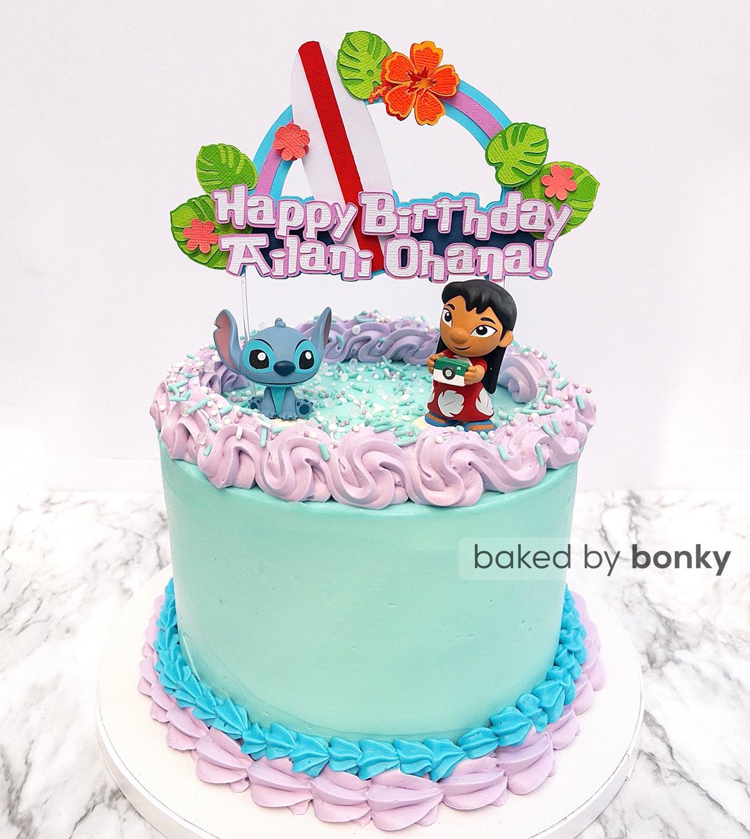 shesbonky's tweet image. I volunteer to bake birthday cakes for kids in Foster Care/shelters
So thankful for your donations that made it possible to make this Lilo & Stitch cake for a girl turning 6!
If you want help me bake more birthday cakes for kids in need use this link: bit.ly/BonkyWishlist