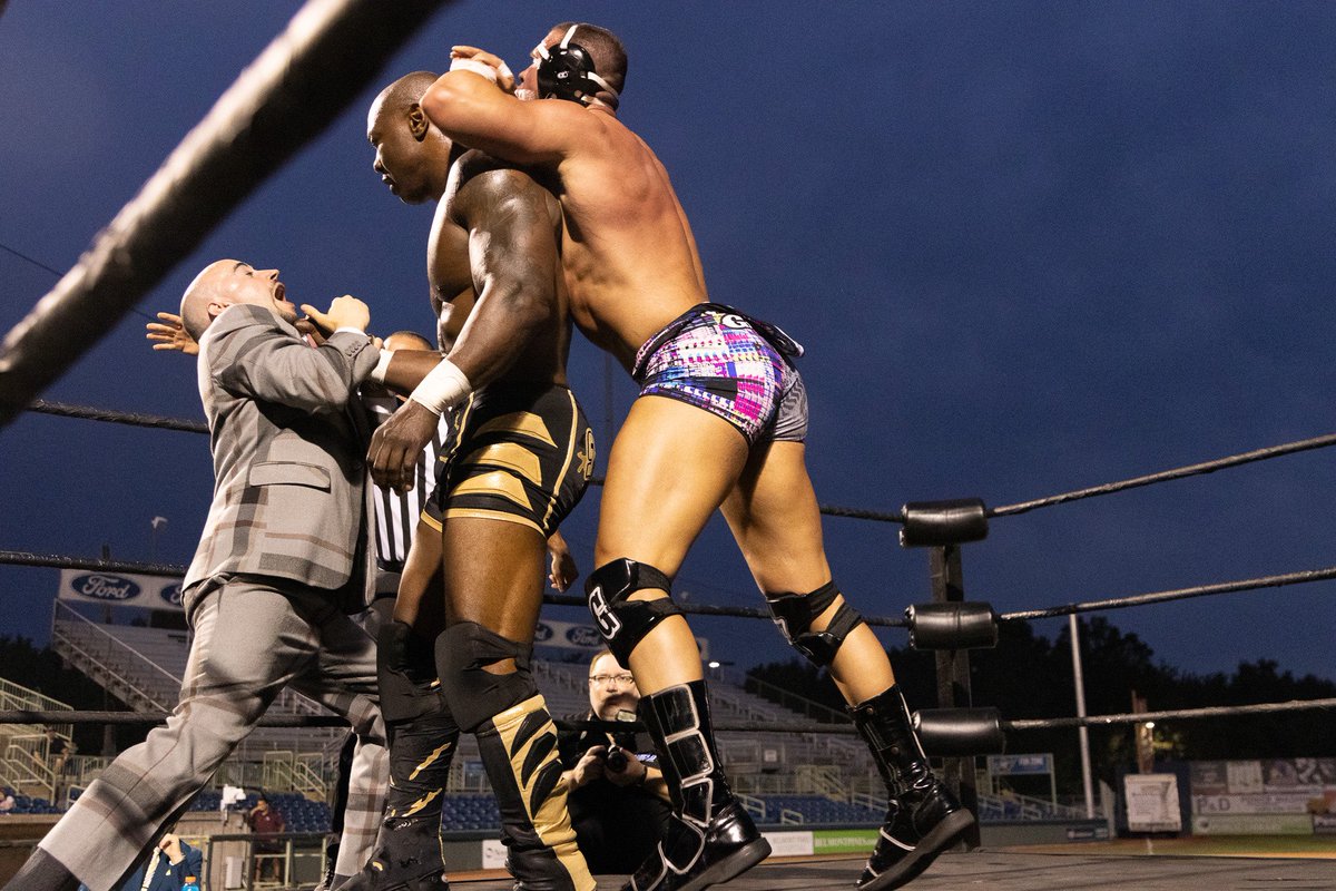 JaredTalksLoud's tweet image. From Saturday! @sladewrestler made @Sheltyb803 pay for putting yours truly in harm’s way for no good reason! @newwrestling1 #SilberCorp #HurtSyndicate @AEW @AEWonTV #NortheastWrestling #WrestlingUnderTheStars @nwa #NWASuperstar