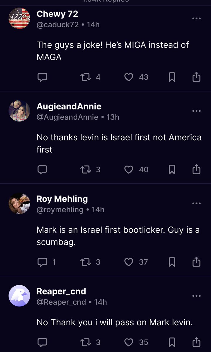 MrStevenSteele's tweet image. President Trump is getting absolutely ratio’d by his base after recommending Mark Levin’s newest book on Truth Social. 🤣