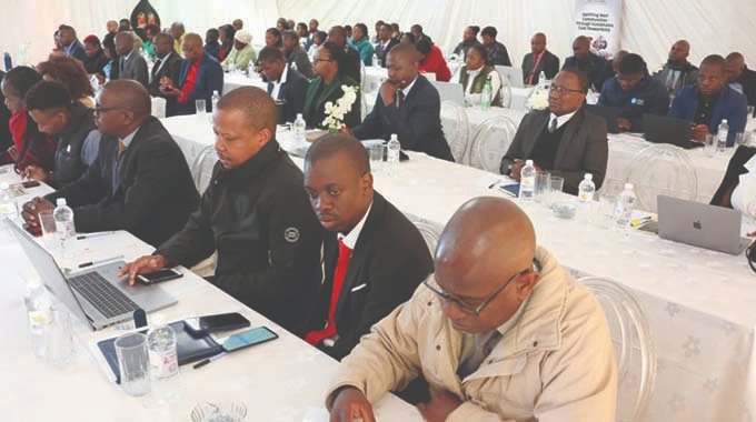 SMEs drive Zimbabwe’s economic growth, contributing over US$8.6 Billion to GDP
heraldonline.co.zw/smes-drive-zim… <a href="/InfoMinZW/">Ministry of Information, Publicity & Broadcasting</a>