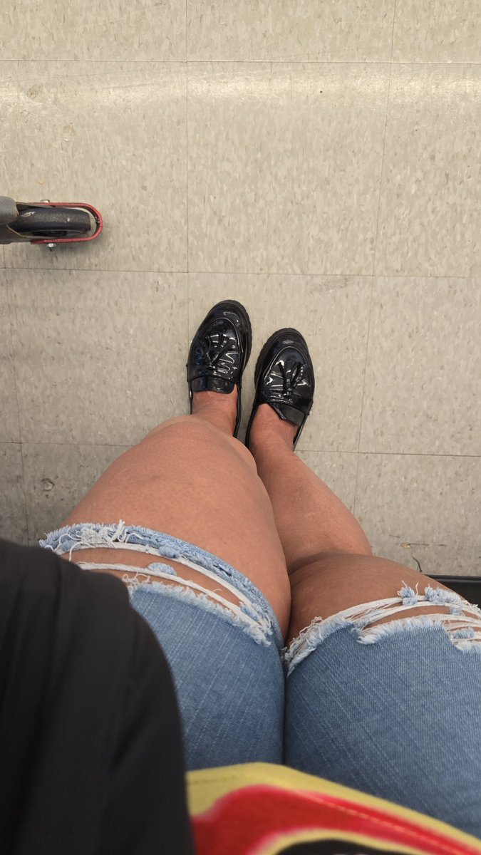 These always give my feet the right smell. One client said it smell like delicious food 😂😂