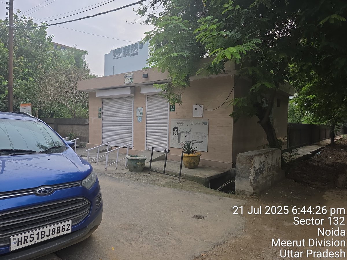<a href="/noida_authority/">NOIDA Authority</a> <a href="/CMOfficeUP/">CM Office, GoUP</a> <a href="/CeoNoida/">CEO, NOIDA Authority</a> <a href="/PankajSinghBJP/">Pankaj Singh</a> <a href="/RanjanTomar/">Dr. Ranjan Tomar</a> <a href="/gopalkagarwal/">Gopal Krishna Agarwal</a> <a href="/prchandna/">पुष्कर राज चांदना (भाजपा कार्यकर्ता, नोएडा 🇮🇳)</a> <a href="/vinodsharmanbt/">Vinod Sharma (EncyclopediaNoida)</a> <a href="/MinakshiTyagi10/">Minakshii Tyagi</a> <a href="/Deepadi11/">Deepa Devi</a> <a href="/NandiGuptaBJP/">Nand Gopal Gupta 'Nandi'</a> what a joke <a href="/noida_authority/">NOIDA Authority</a> , today itself the gates are closed and the dustbin  again missing !!! <a href="/CeoNoida/">CEO, NOIDA Authority</a> <a href="/gopalkagarwal/">Gopal Krishna Agarwal</a> <a href="/PankajSinghBJP/">Pankaj Singh</a> <a href="/tejpalnagarMLA/">Tejpal Nagar</a> <a href="/MinakshiTyagi10/">Minakshii Tyagi</a> <a href="/InfoDeptUP/">Information and Public Relations Department, UP</a> <a href="/Deepadi11/">Deepa Devi</a> <a href="/RanjanTomar/">Dr. Ranjan Tomar</a> <a href="/InduPrakashPCS/">Indu Prakash Singh</a> <a href="/prchandna/">पुष्कर राज चांदना (भाजपा कार्यकर्ता, नोएडा 🇮🇳)</a> <a href="/dr_maheshsharma/">Dr. Mahesh Sharma</a> <a href="/NandiGuptaBJP/">Nand Gopal Gupta 'Nandi'</a>