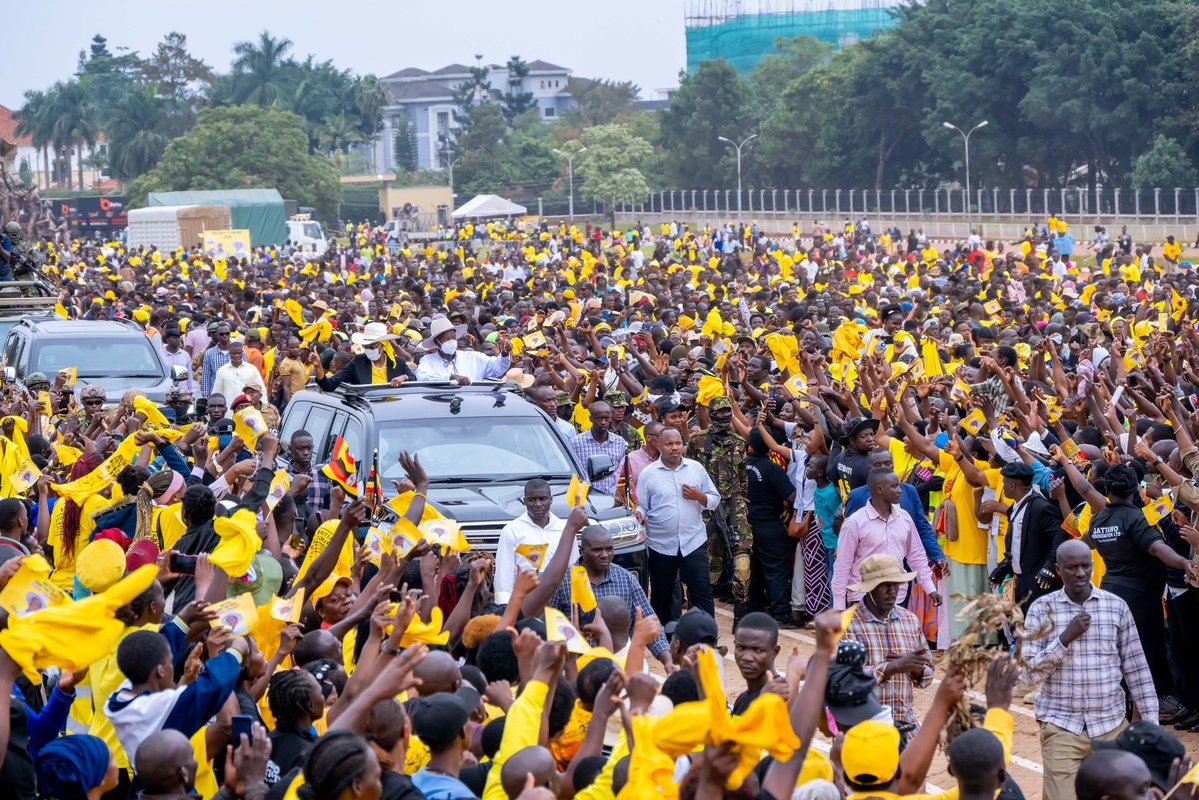 KagutaMuseveni's tweet image. I concluded my final PDM rally at Kololo Independence Grounds. During my travels across the country, I had the pleasure of meeting wonderful disciples of the NRM's wealth creation agenda, such as Ijala in Serere and many others.
To me, the PDM message is akin to the gospel:…